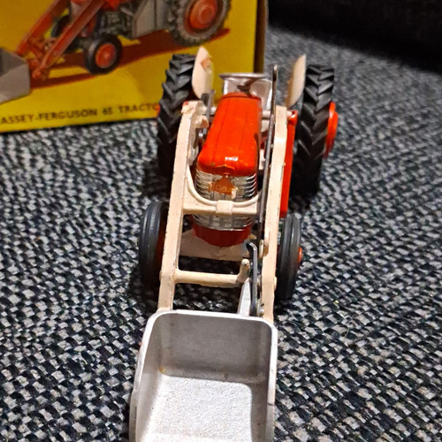 Corgi toys massey ferguson - toys,