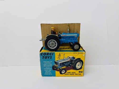Corgi toys ford 5000 super - 5000,