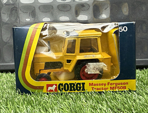 Corgi the land - corgi, no.50