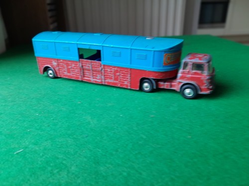 Corgi major toys articulated - major,